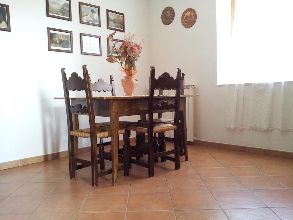 Casa Guaitoli Βίλα Bagni Di Petriolo Δωμάτιο φωτογραφία
